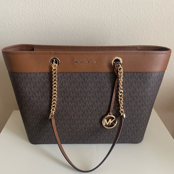 Michael Kors - Picture 5 of 8